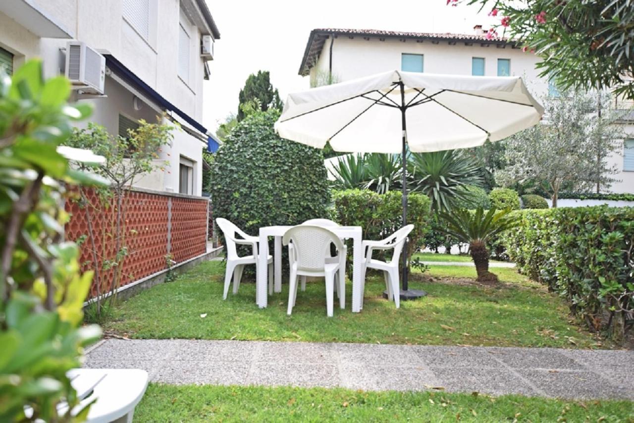 Residenza Canova Lignano Sabbiadoro Exterior photo