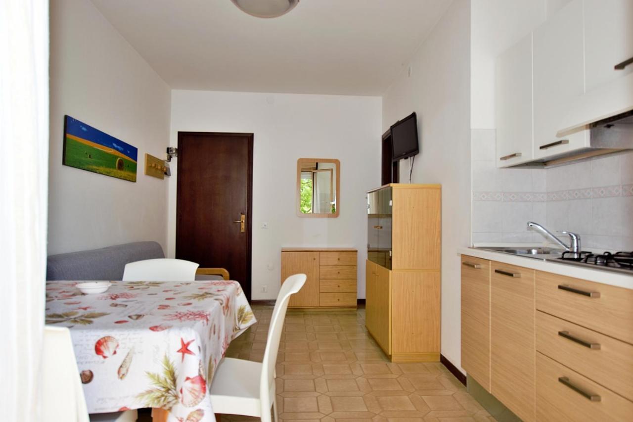 Residenza Canova Lignano Sabbiadoro Exterior photo