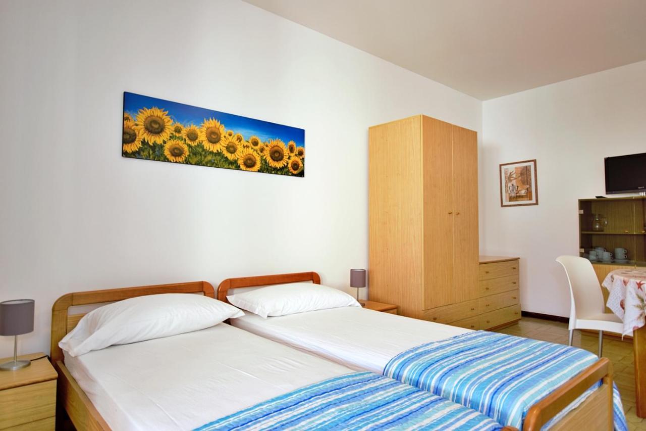 Residenza Canova Lignano Sabbiadoro Exterior photo