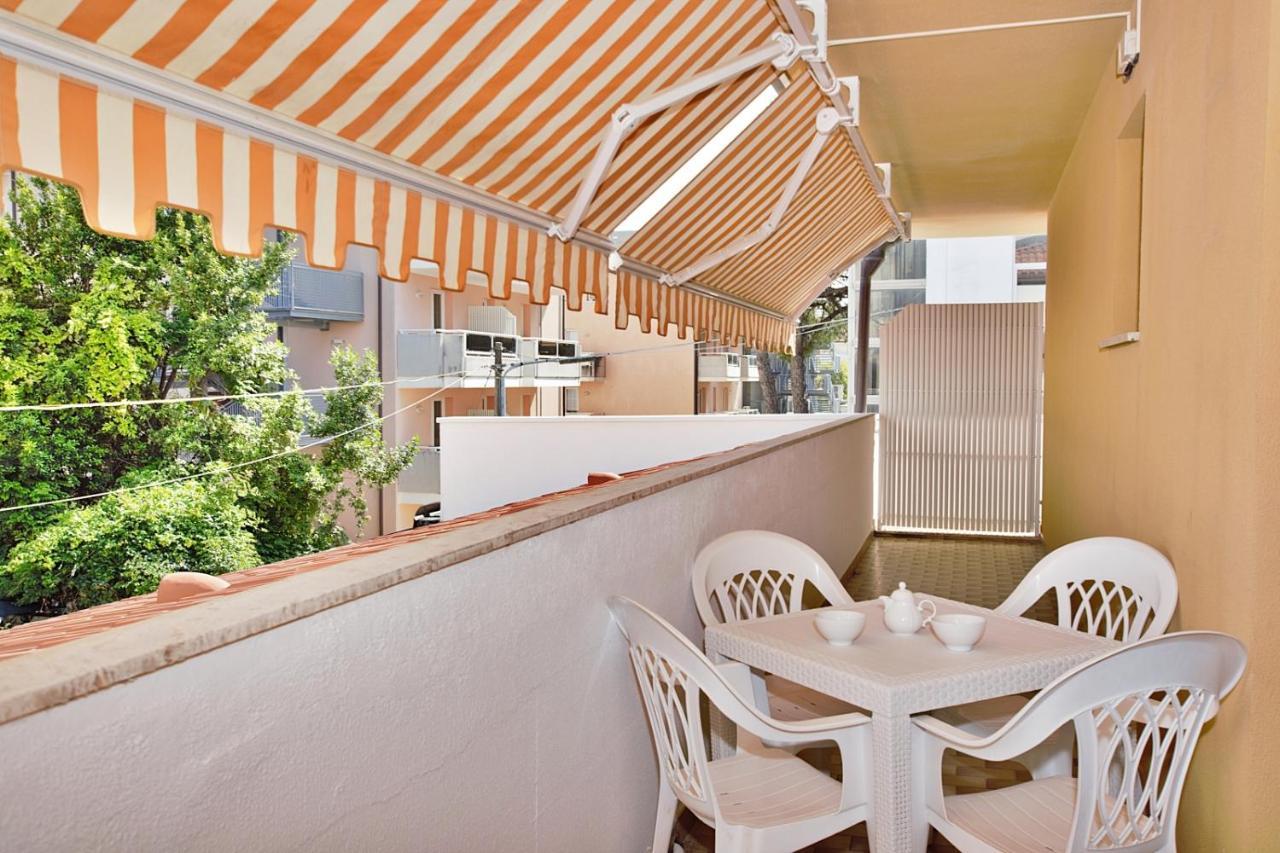 Residenza Canova Lignano Sabbiadoro Exterior photo